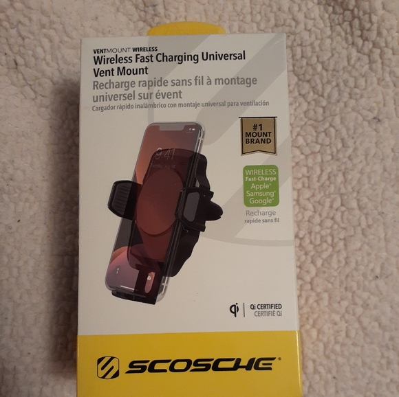scosche Other - Scosche Wireless Fast Charging Universal Vent Mount